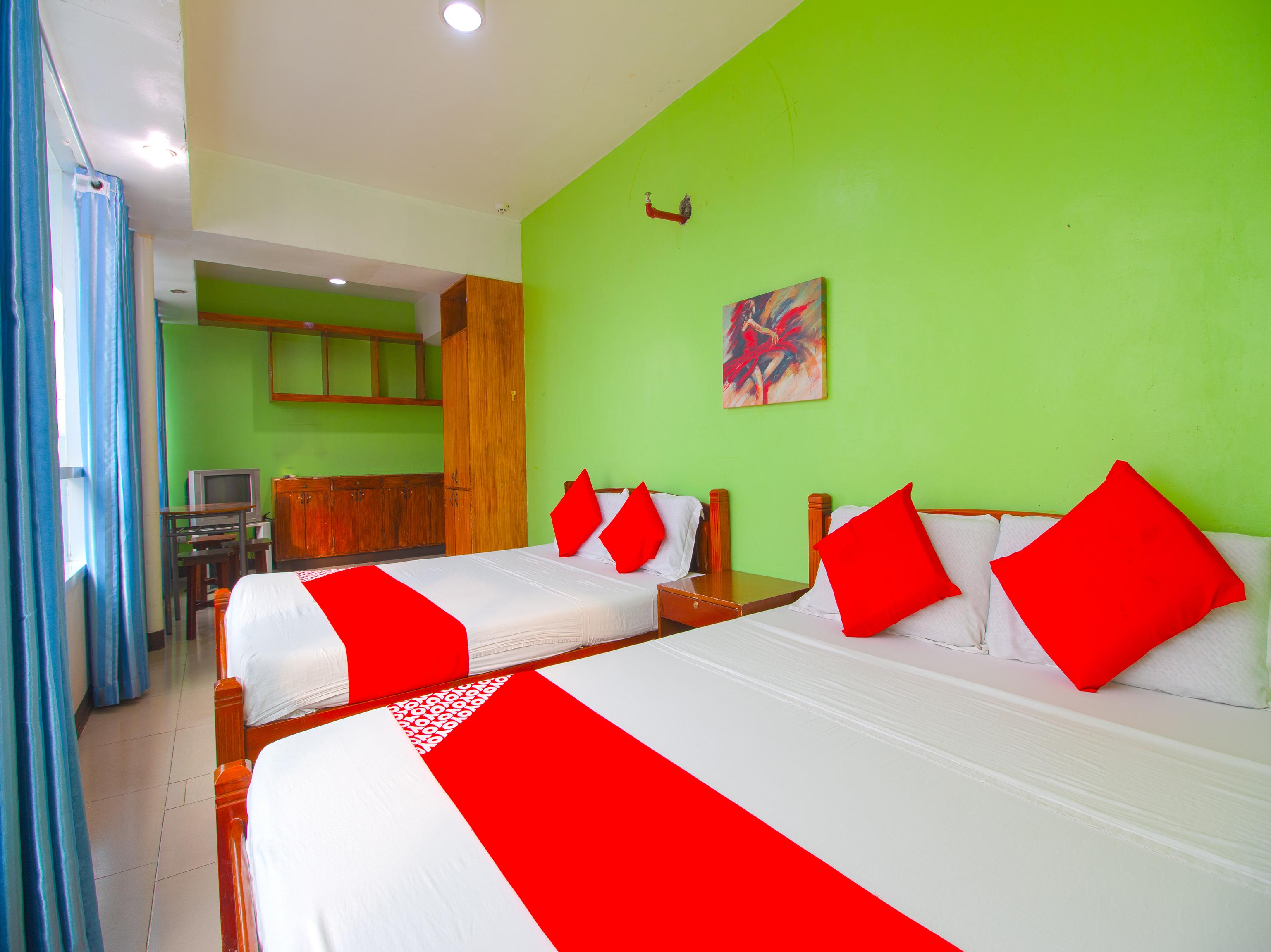 Oyo 677 Roseate Pensione Cebu Bagian luar foto